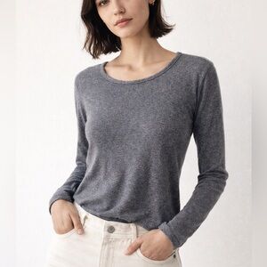 Express Silver Speckled Long Sleeve Top – Lightweight Knit, Crew Neck
